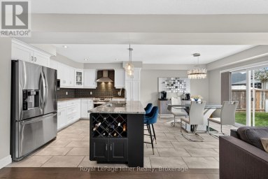 15 ROBERTSON DRIVE Stratford Ontario photo 11