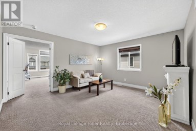 15 ROBERTSON DRIVE Stratford Ontario photo 19