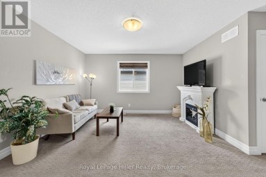 15 ROBERTSON DRIVE Stratford Ontario photo 20
