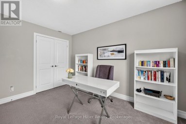 15 ROBERTSON DRIVE Stratford Ontario photo 27
