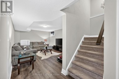 15 ROBERTSON DRIVE Stratford Ontario photo 37
