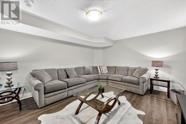 15 ROBERTSON DRIVE Stratford Ontario photo 38