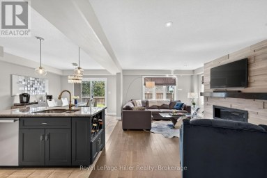 15 ROBERTSON DRIVE Stratford Ontario photo 8