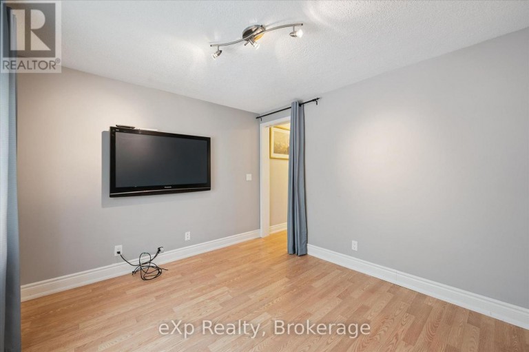 18 JASPER HEIGHTS PRIVATE, Puslinch, Ontario, N0B2C0