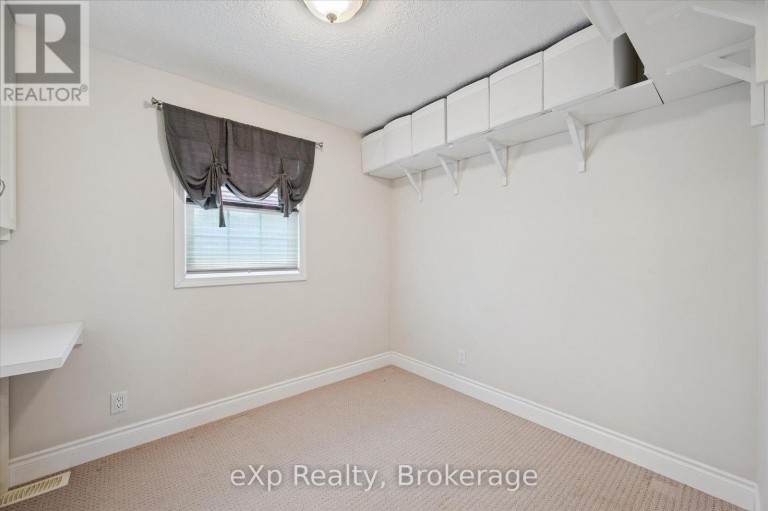18 JASPER HEIGHTS PRIVATE, Puslinch, Ontario, N0B2C0