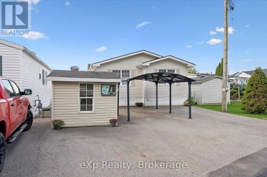 18 JASPER HEIGHTS PRIVATE Puslinch Ontario photo 42