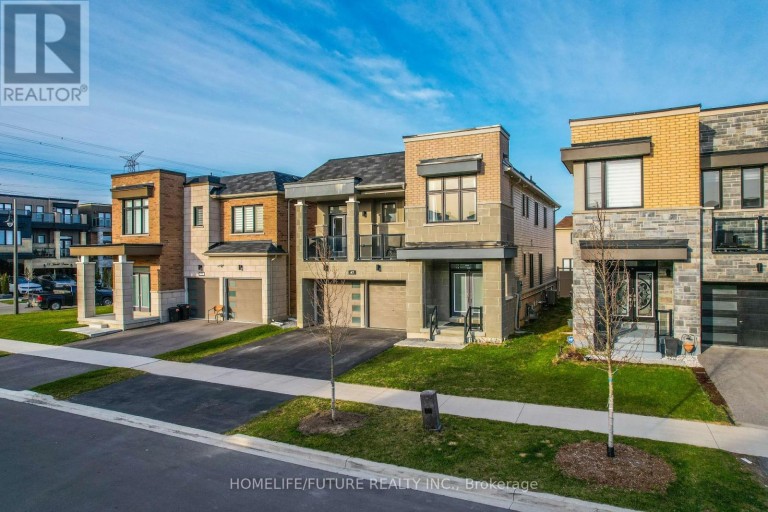 47 CLIPPER LANE, Clarington (Bowmanville), Ontario, L1C4B1