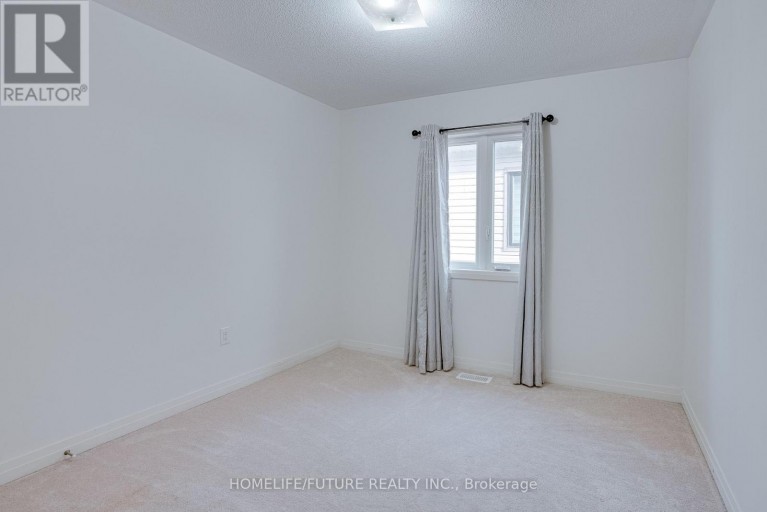 47 CLIPPER LANE, Clarington (Bowmanville), Ontario, L1C4B1