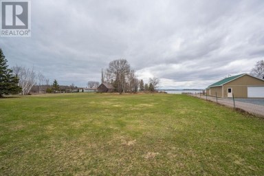Part #3 Garden Bay RD Bruce Mines Ontario photo 11