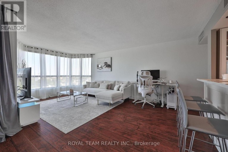 2004 - 1333 BLOOR STREET, Mississauga (Applewood), Ontario, L4Y3T6