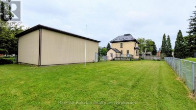 33 PRINCESS STREET E Central Huron (Clinton) Ontario photo 3