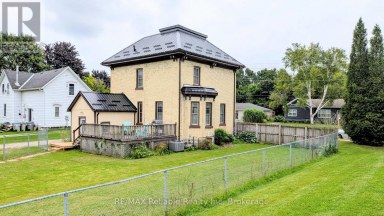33 PRINCESS STREET E Central Huron (Clinton) Ontario photo 36