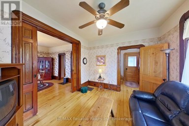 33 PRINCESS STREET E Central Huron (Clinton) Ontario photo 6