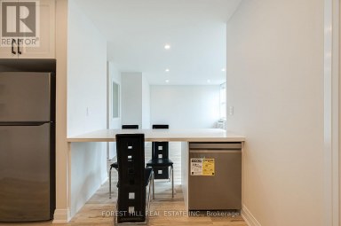 2 - 7725 YONGE STREET Markham (Thornhill) Ontario photo 10