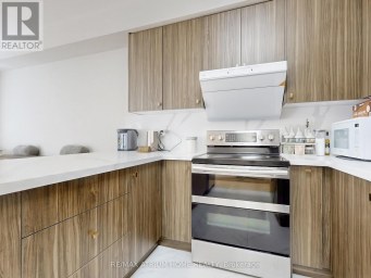 18 TEASEL WAY Markham (Unionville) Ontario photo 4