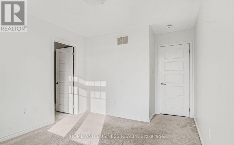 1135 DUIGNAN CRESCENT, Milton (FO Ford), Ontario, L9E1C3
