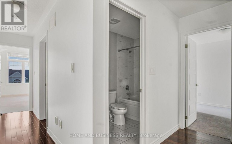 1135 DUIGNAN CRESCENT, Milton (FO Ford), Ontario, L9E1C3