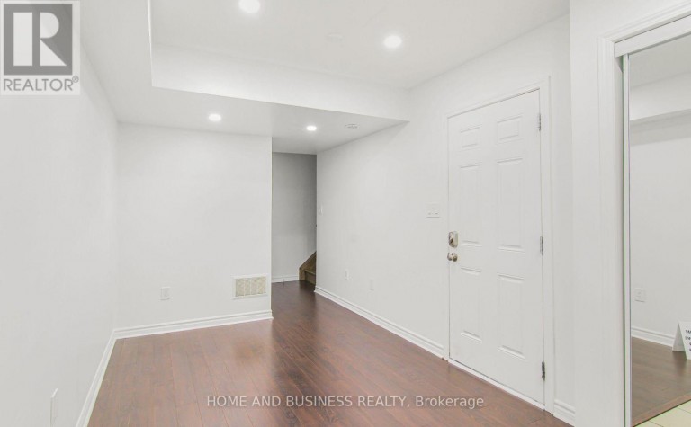 1135 DUIGNAN CRESCENT, Milton (FO Ford), Ontario, L9E1C3