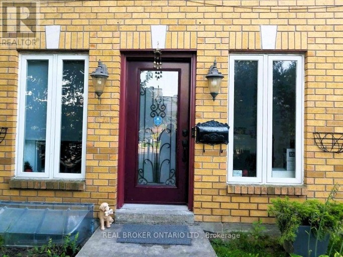 SIDE - 256 THE KINGSWAY ROAD, Toronto (Edenbridge-Humber Valley), Ontario, M9A3T5