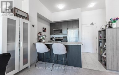 503 - 450 DUNDAS STREET E Hamilton (Waterdown) Ontario photo 3