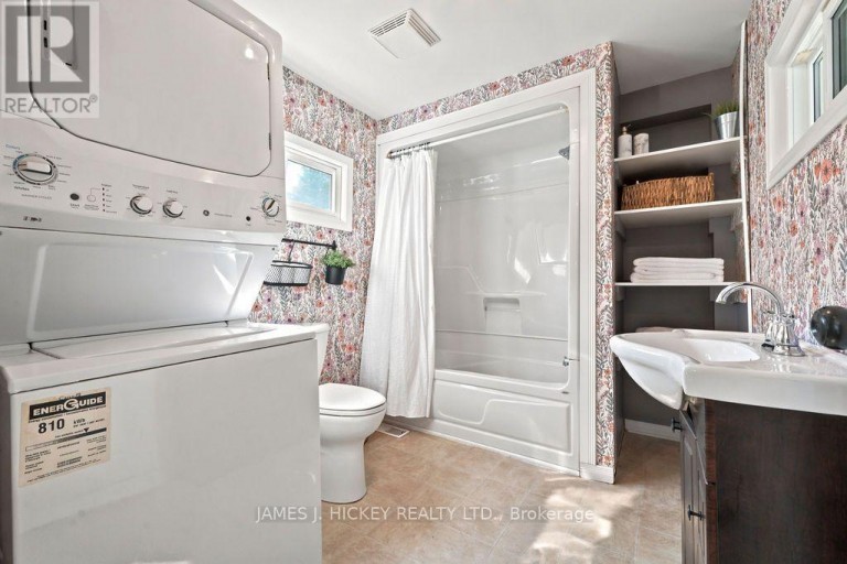 35723 HIGHWAY 17 HIGHWAY, Laurentian Hills, Ontario, K0J1P0