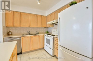 705 - 8 MONDEO DRIVE Toronto (Dorset Park) Ontario photo 15