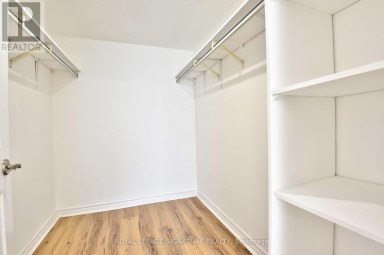 705 - 8 MONDEO DRIVE Toronto (Dorset Park) Ontario photo 28