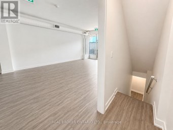 1127 MAIN STREET E Hamilton (Crown Point) Ontario photo 12