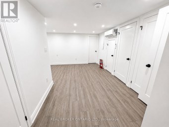 1127 MAIN STREET E Hamilton (Crown Point) Ontario photo 21