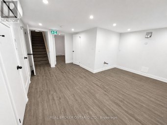 1127 MAIN STREET E Hamilton (Crown Point) Ontario photo 23