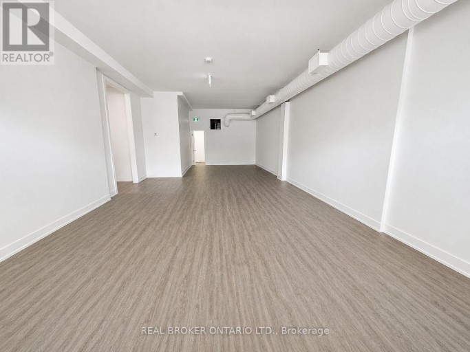 1127 MAIN STREET E, Hamilton (Crown Point), Ontario, L8M1P2