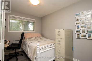 82 LANGTON ROAD London East (East D) Ontario photo 17