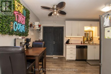 82 LANGTON ROAD London East (East D) Ontario photo 19