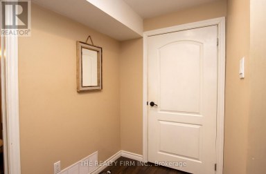 82 LANGTON ROAD London East (East D) Ontario photo 23