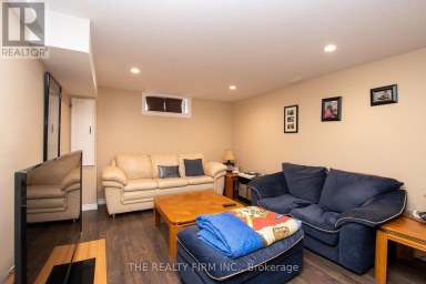 82 LANGTON ROAD London East (East D) Ontario photo 27