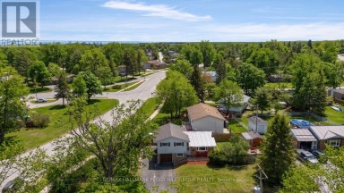 423 MARY STREET Orillia Ontario photo 2