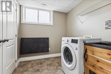 5117 CANBOROUGH ROAD West Lincoln (Bismark/Wellandport) Ontario photo 27