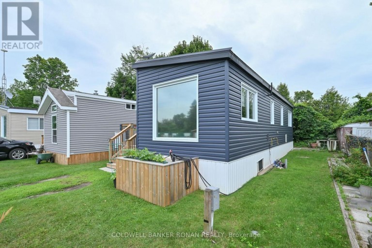 4 - 285 CRYDERMAN SIDE ROAD, Georgina (Baldwin), Ontario, L0E1R0