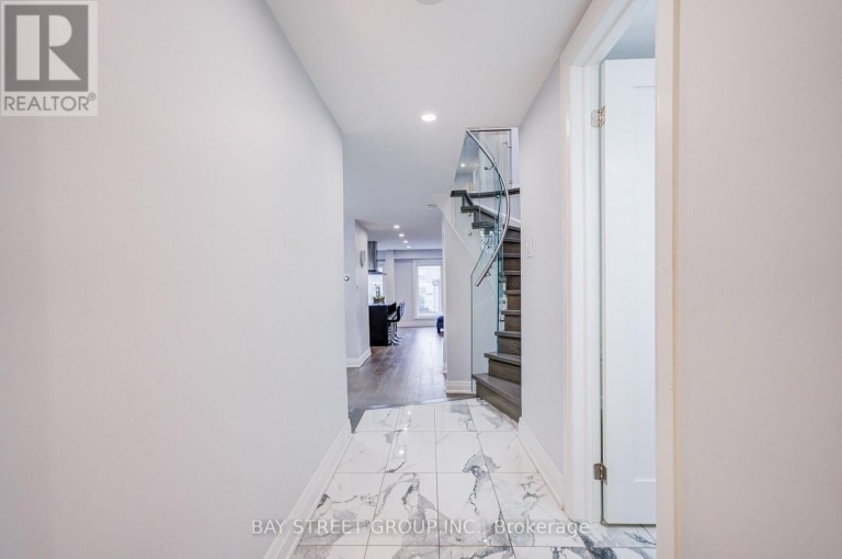 47 BECCA HALL TRAIL, Toronto (Milliken), Ontario, M1V2T7