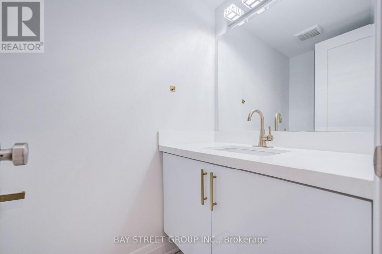 47 BECCA HALL TRAIL, Toronto (Milliken), Ontario, M1V2T7