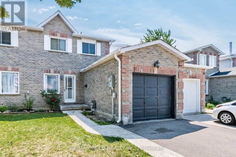 10 ELMSTEAD COURT, Brampton (Fletcher's Creek South), Ontario, L6Y4B9