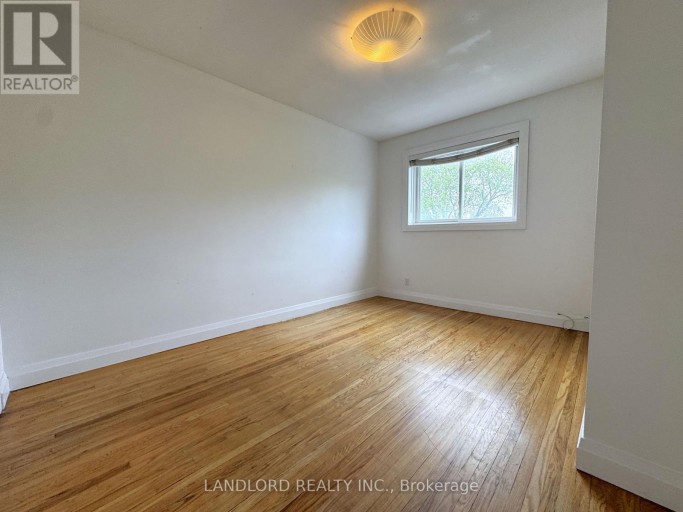 B - 1175 QUEEN STREET E, Toronto (South Riverdale), Ontario, M4M1L5