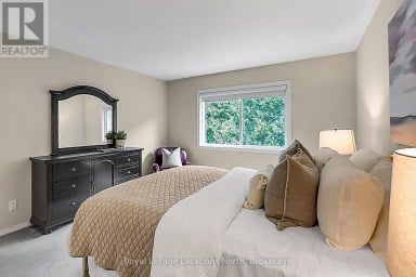 25 GREEN BRIAR DRIVE Collingwood Ontario photo 16