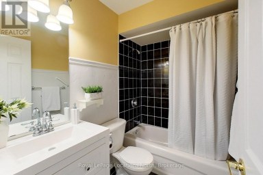 25 GREEN BRIAR DRIVE Collingwood Ontario photo 22