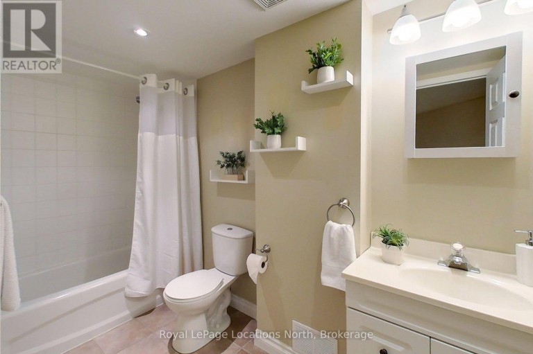 25 GREEN BRIAR DRIVE, Collingwood, Ontario, L9Y5H9