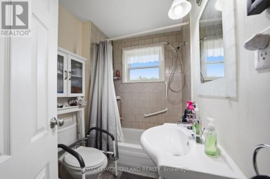 165 VICTORIA STREET Southwest Middlesex (Glencoe) Ontario photo 14