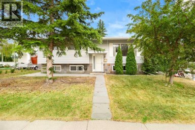 6008 DALGETTY Drive NW Calgary Alberta photo 2