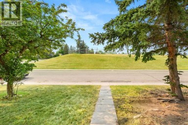6008 DALGETTY Drive NW Calgary Alberta photo 41