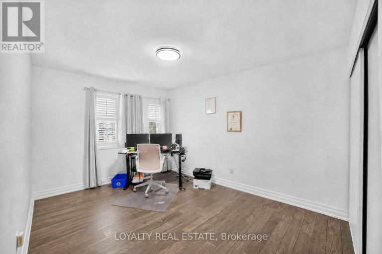 5 SOUTHAM STREET, Ajax (Central East), Ontario, L1Z1R6