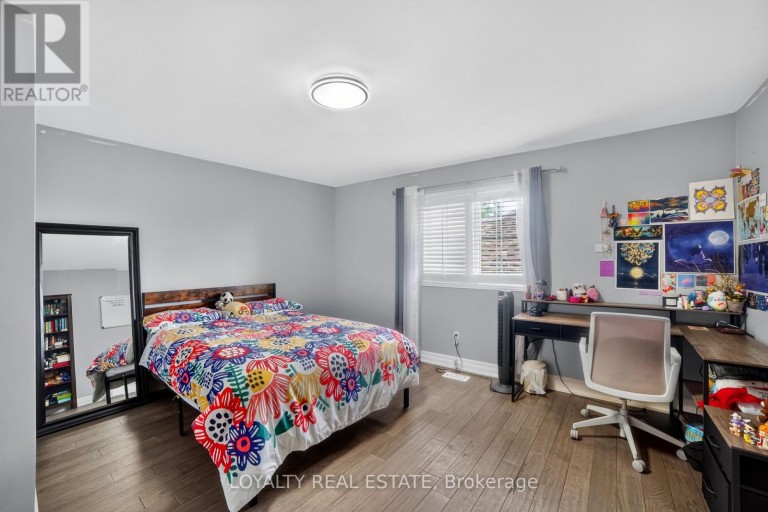 5 SOUTHAM STREET, Ajax (Central East), Ontario, L1Z1R6